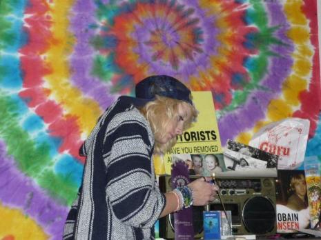 73360_627717440578435_1412955662_n